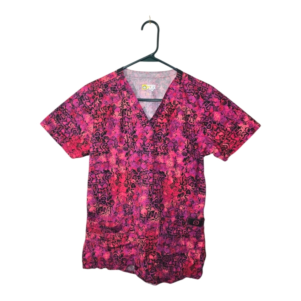 Chic Pink and Black Women's Short Sleeve Top